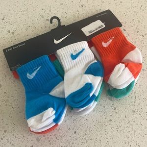 Nike Baby Socks 6-12 Months- 6 PACK - NEW